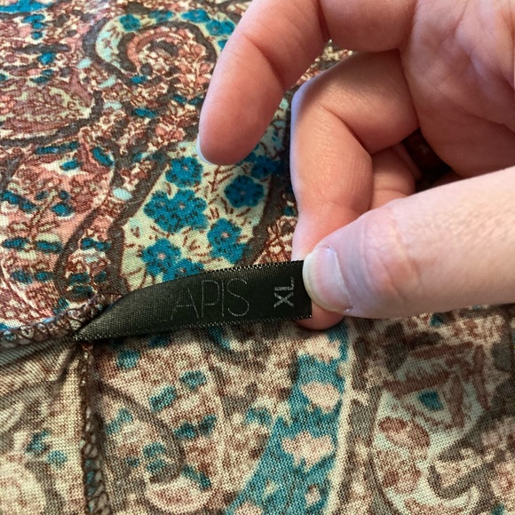 XL- Maxi skirt/Medi dress; pink and blue paisley; soft, comfy, stretchy - Picture 5 of 5